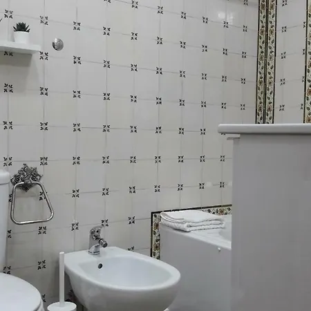 Lx Art Flats | Flat One Apartment *